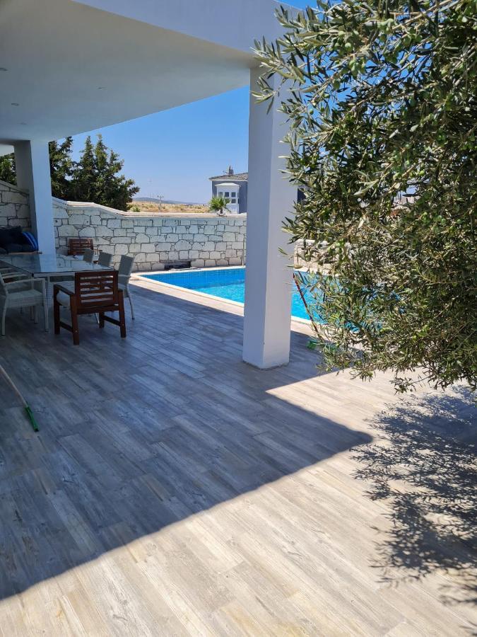 De-Lale Villa Кешме Экстерьер фото
